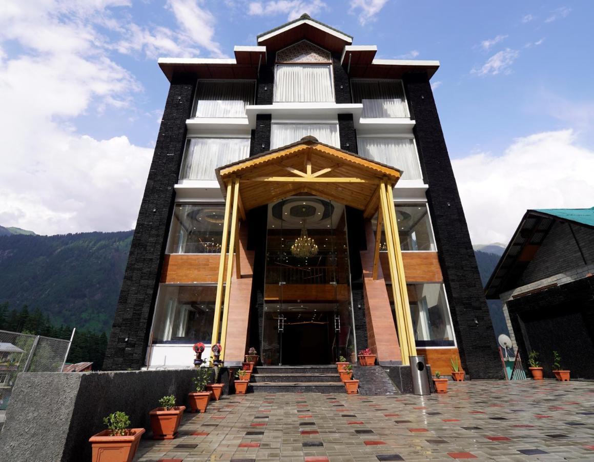 Abhilashi Residency & Spa - Centrally Heated & Air Cooled — Photos 1